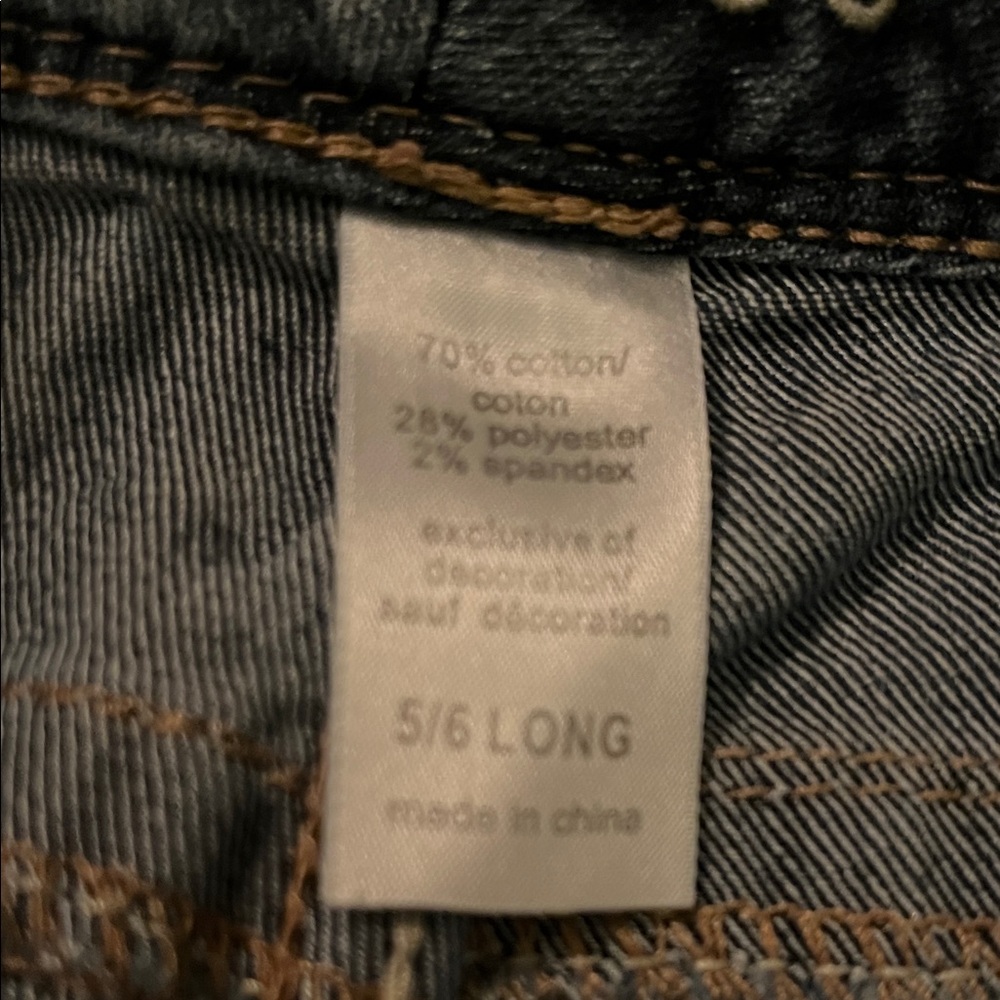 Maurices Women's Straight Leg Jeans - Dark Blue Wash - Picture 6 of 6